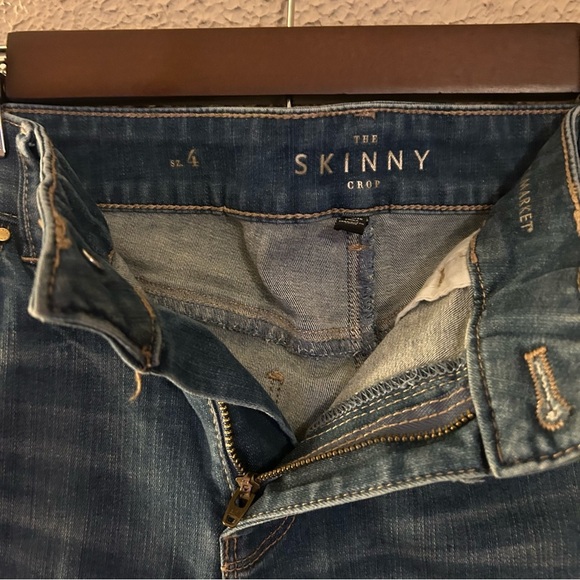 White House Black Market Women's Jeans Sz 4 Embroidered Bottom Cuff Skinny Crop - Picture 6 of 13